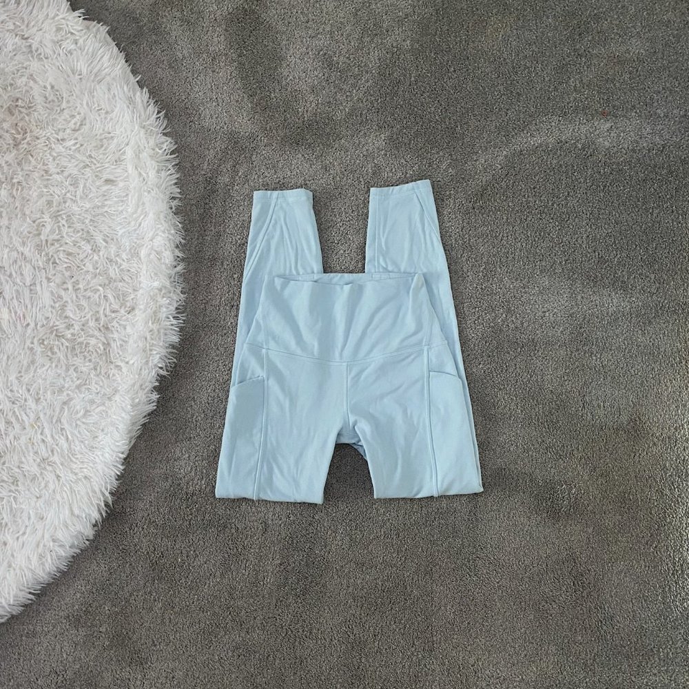 High Rise Light Blue Lululemon Leggings With Pockets